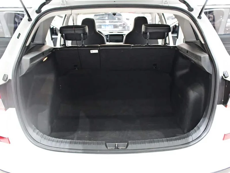 Skoda Kamiq — фото 12