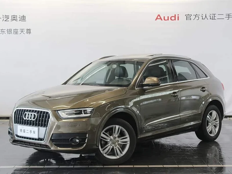 Audi Q3 — фото 1