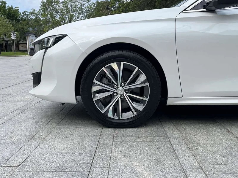 Peugeot 508 — фото 10