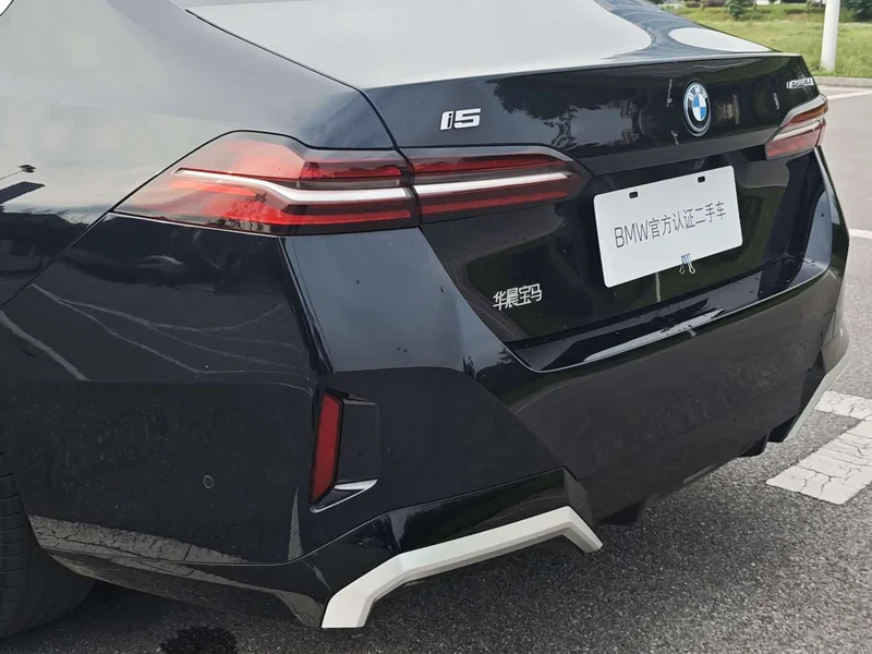 BMW i5 — фото 14