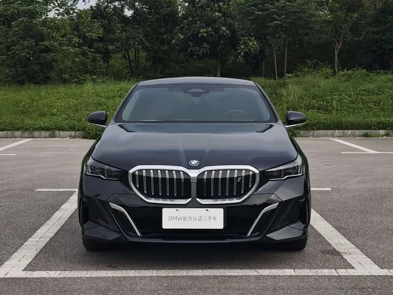 BMW i5 — фото 16