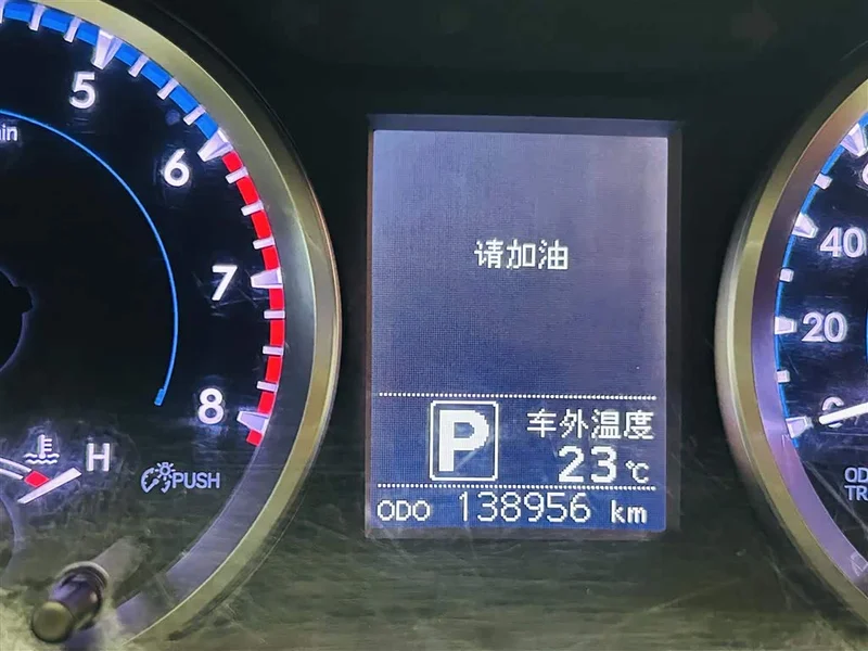 Toyota Highlander — фото 16