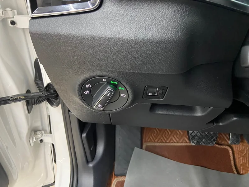Skoda Karoq — фото 20