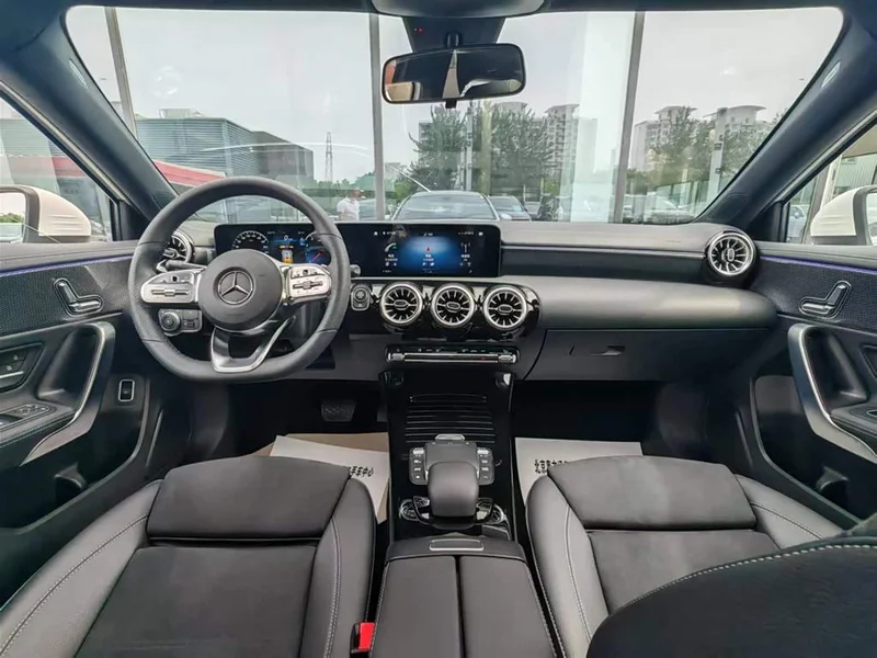 Mercedes-Benz A-Class — фото 16
