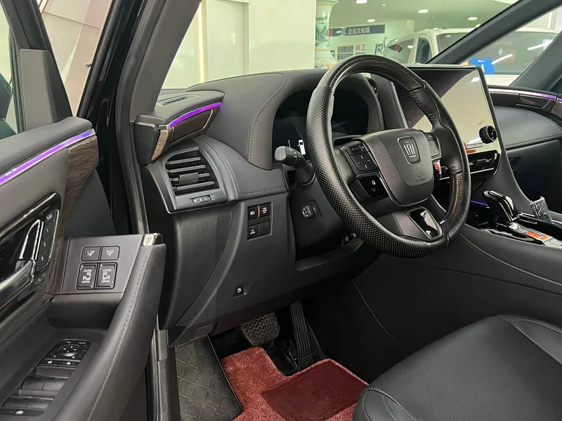 Toyota Vellfire — фото 14