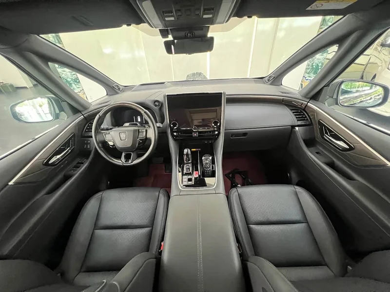 Toyota Vellfire — фото 18