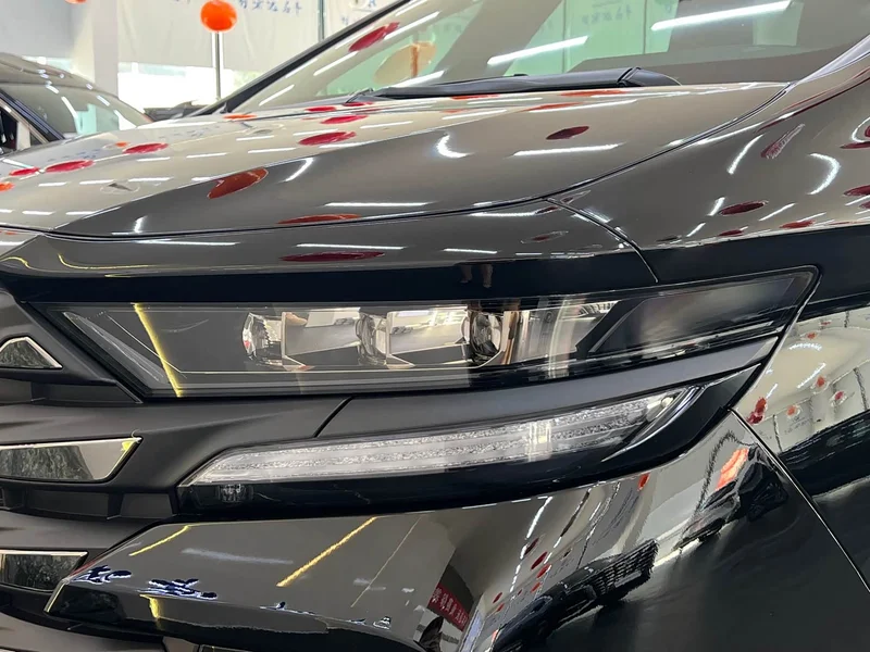 Toyota Vellfire — фото 27