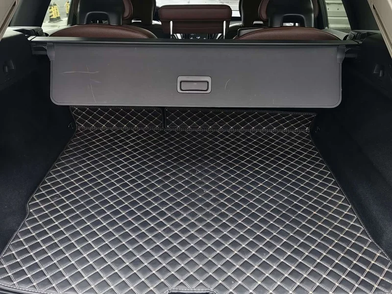 Volvo XC60 — фото 12