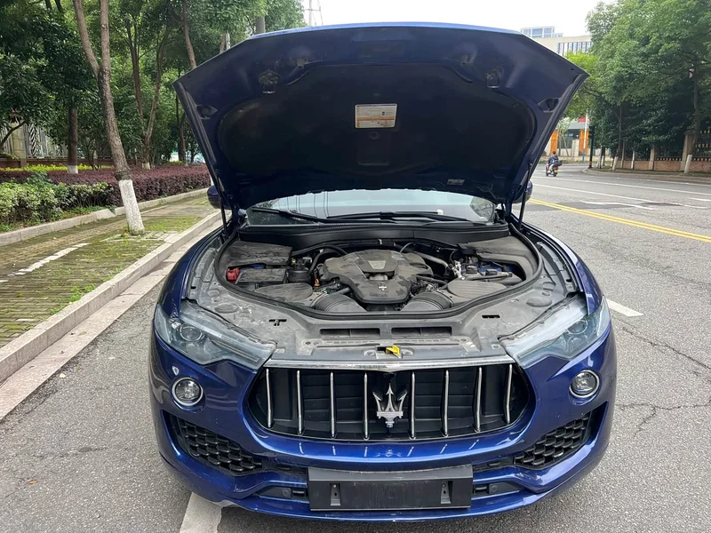Maserati Levante — фото 16