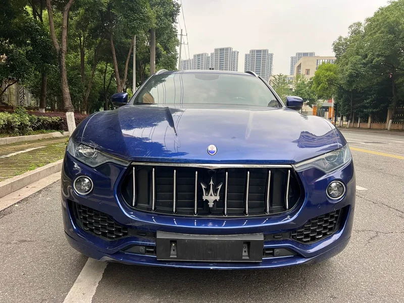 Maserati Levante — фото 3