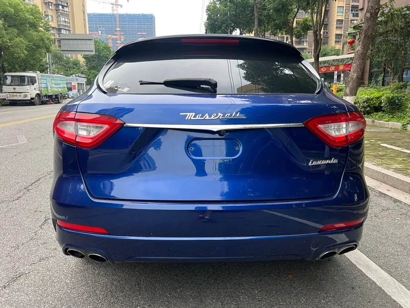 Maserati Levante — фото 8
