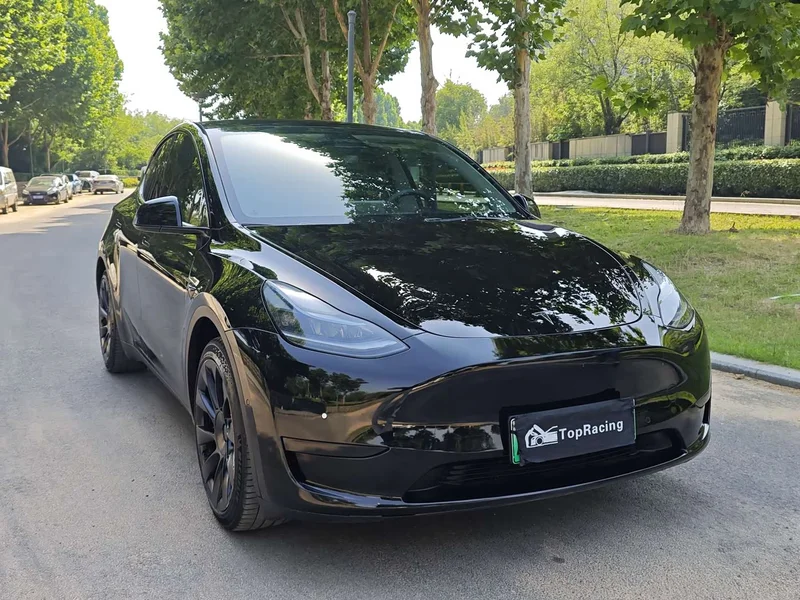 Tesla Model Y — фото 3