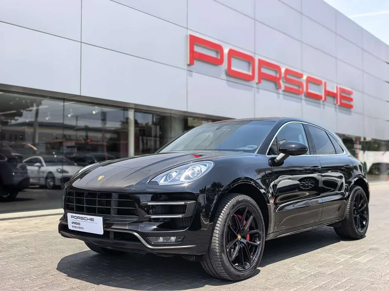 Porsche Macan — фото 1