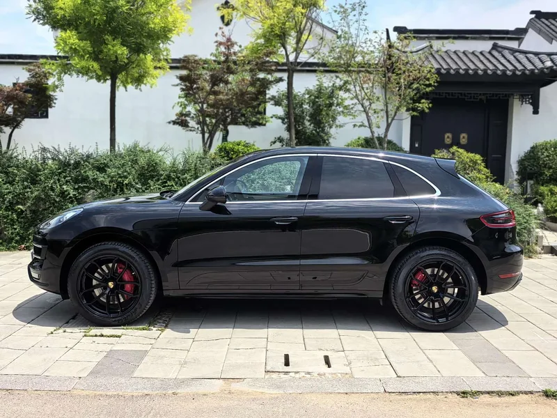 Porsche Macan — фото 4