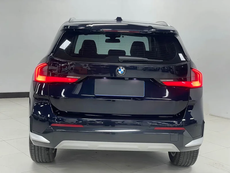 BMW X1 — фото 5
