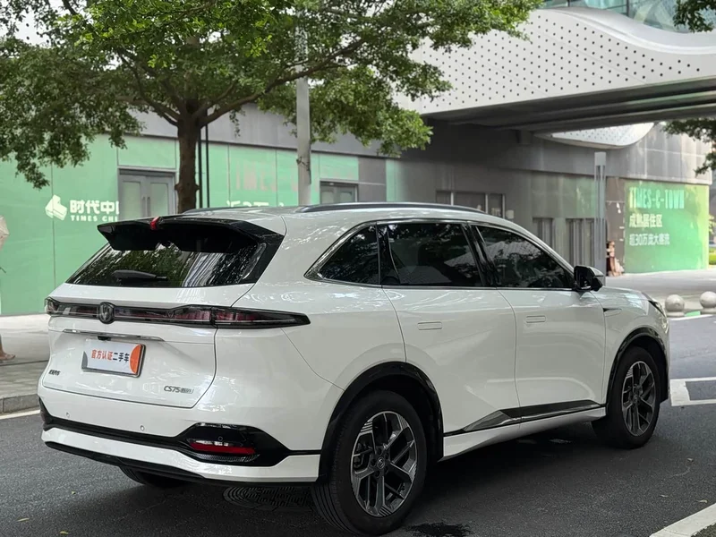 Changan CS75PLUS — фото 4