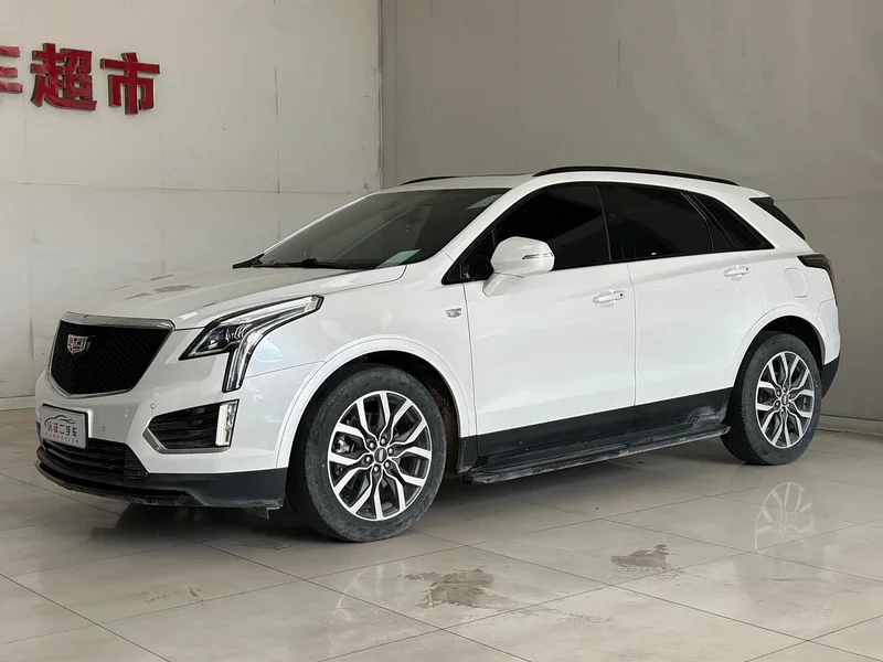 Cadillac XT5 — фото 1