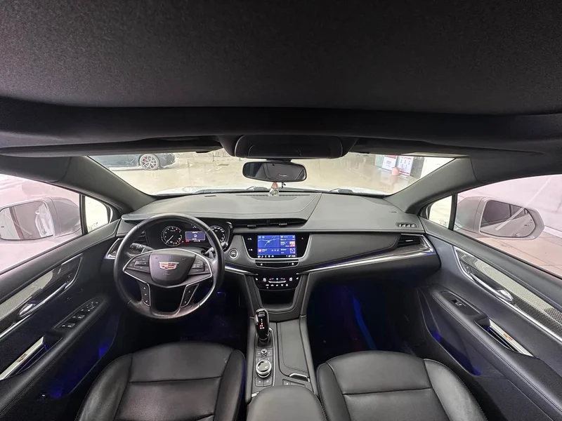 Cadillac XT5 — фото 15