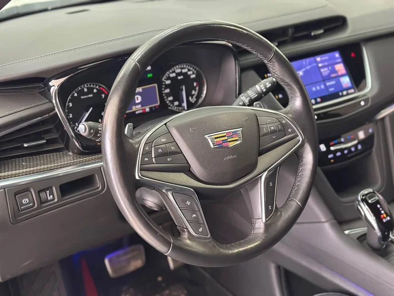 Cadillac XT5 — фото 6