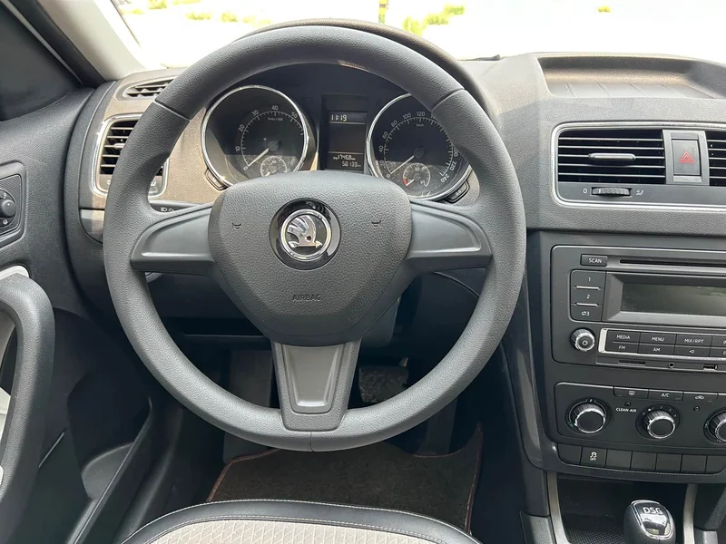 Skoda Yeti — фото 16