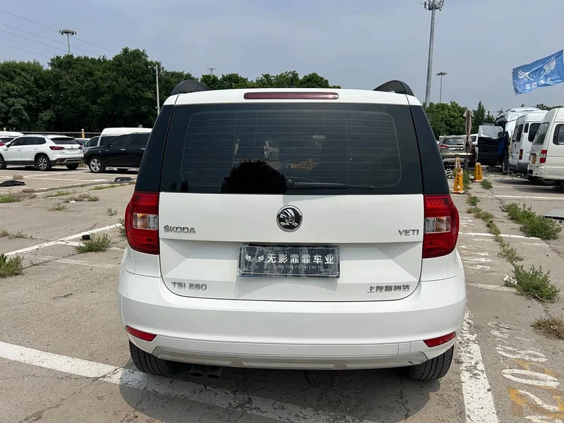 Skoda Yeti — фото 6
