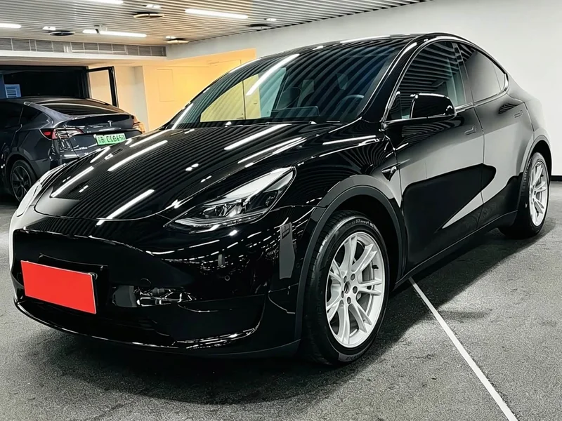 Tesla Model Y — фото 3