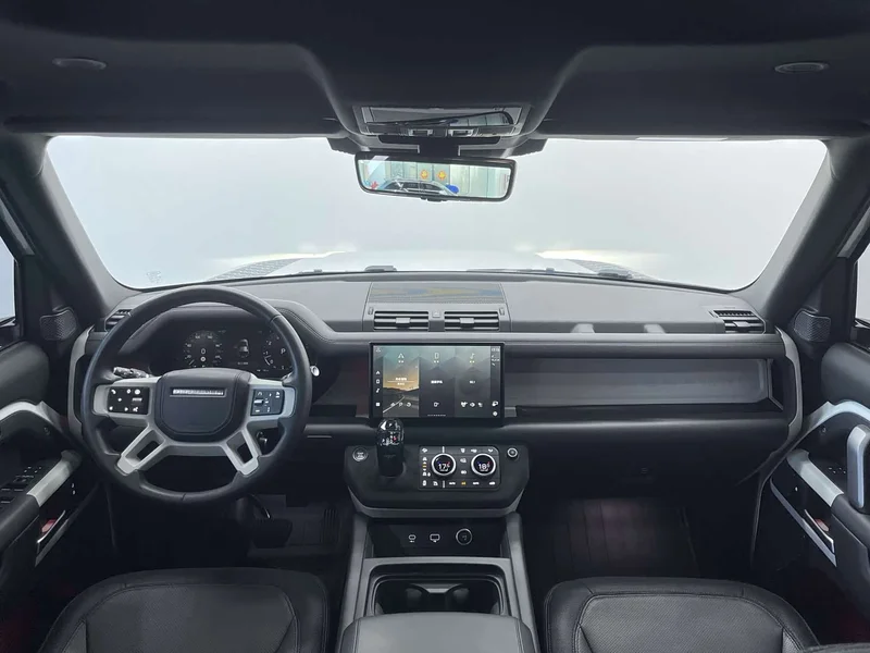 Land Rover Defender — фото 12