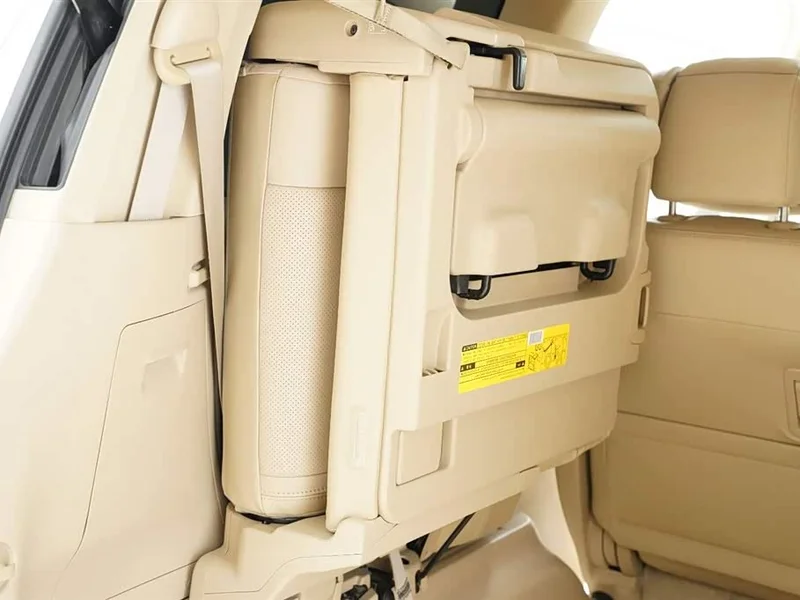 Toyota Alphard — фото 22