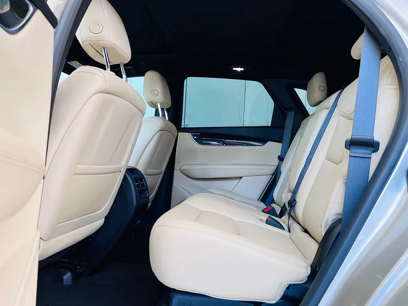 Cadillac XT5 — фото 12