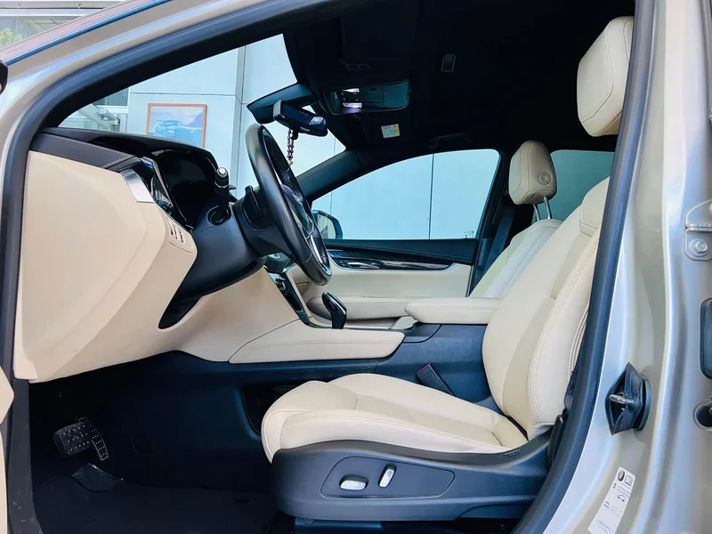 Cadillac XT5 — фото 13