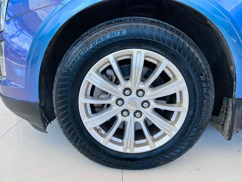Cadillac XT5 — фото 20