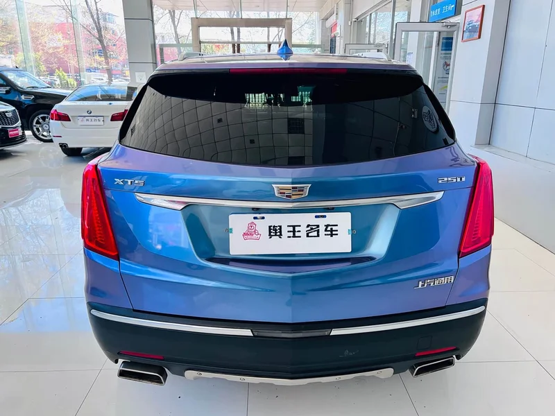 Cadillac XT5 — фото 3