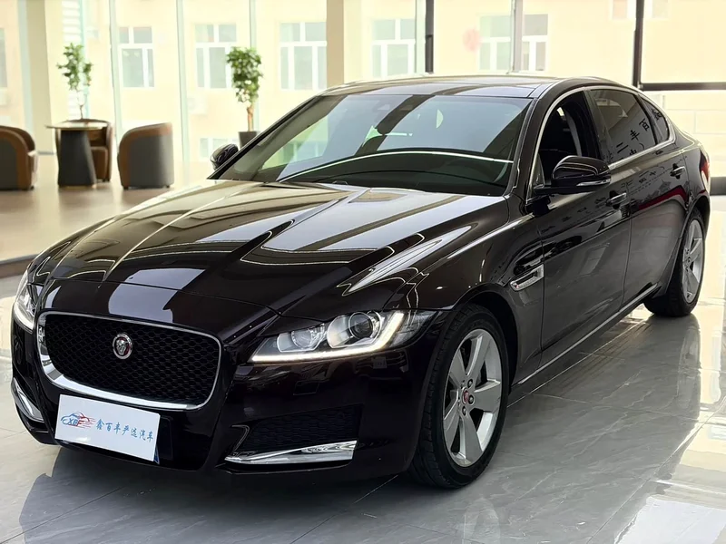 Jaguar XFL