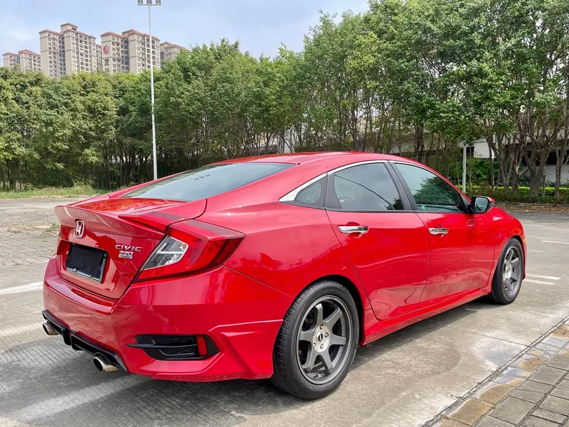 Honda Civic — фото 9