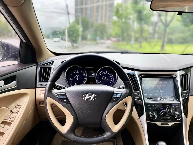 Hyundai Sonata — фото 6