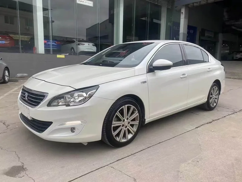 Peugeot 408