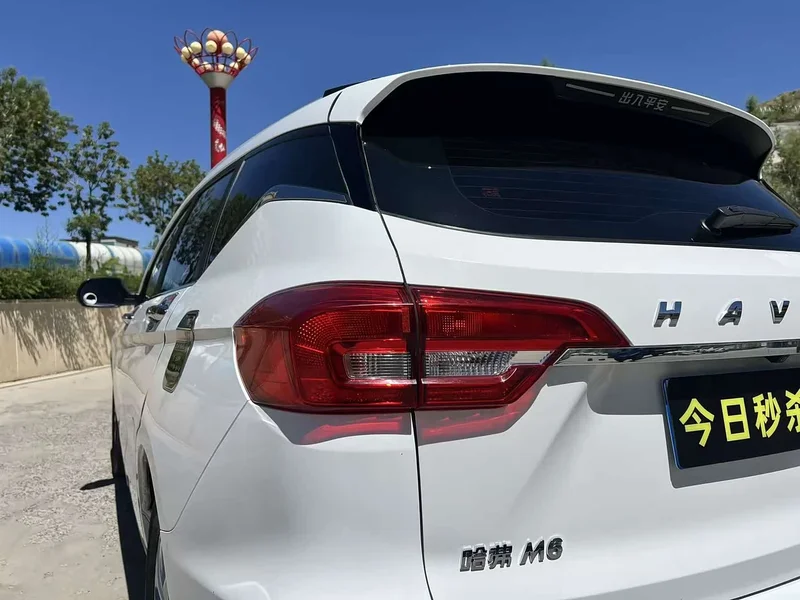 Haval M6 — фото 12