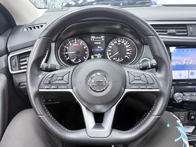 Nissan Qashqai — фото 12