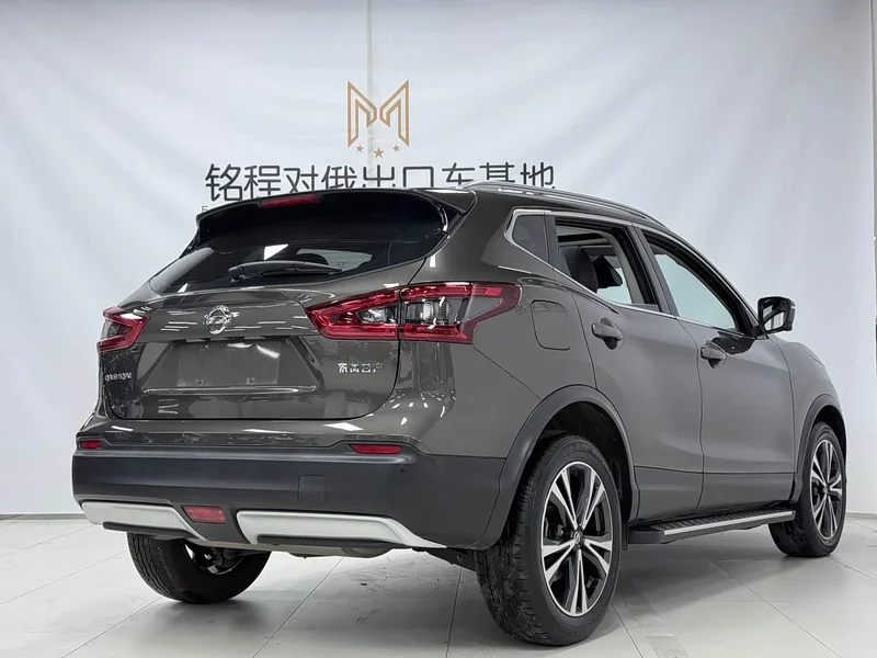 Nissan Qashqai — фото 4