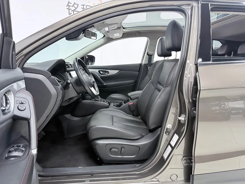 Nissan Qashqai — фото 10