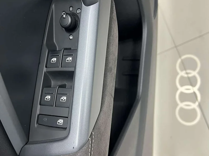 Audi Q3 Sportback — фото 20