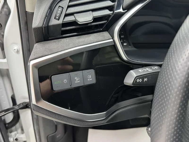Audi Q3 Sportback — фото 8
