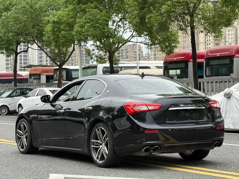 Maserati Ghibli — фото 7