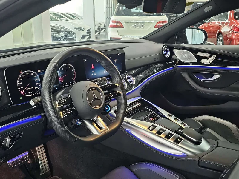 Mercedes-Benz AMG GT — фото 7