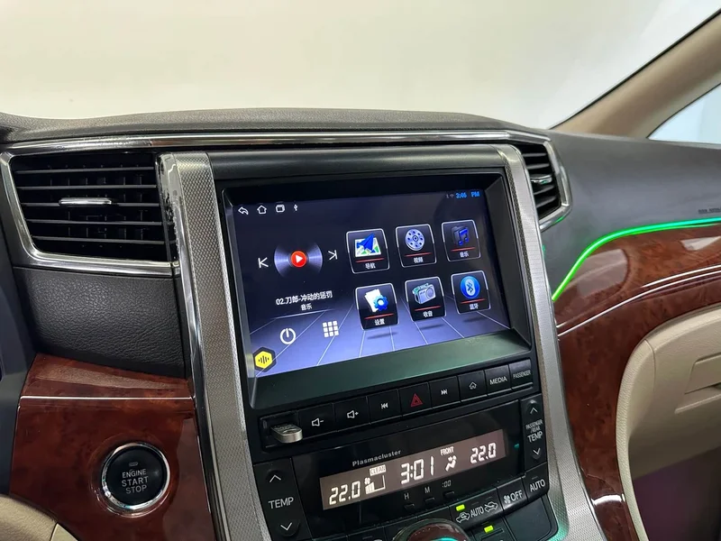 Toyota Alphard — фото 20