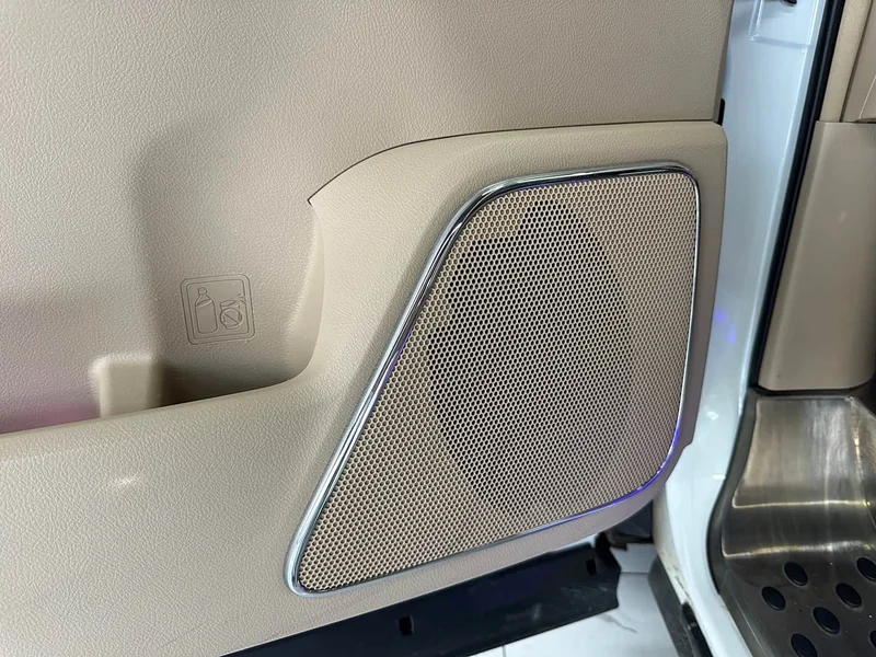 Toyota Alphard — фото 23