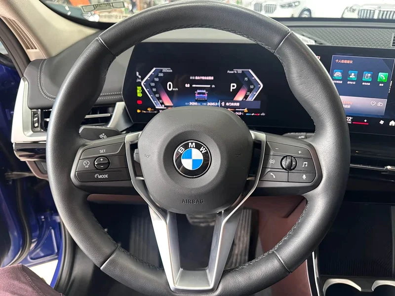 BMW X1 — фото 10