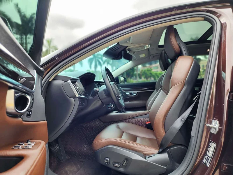 Volvo S90 — фото 15