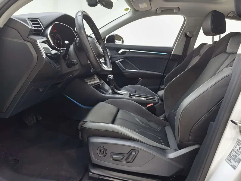 Audi Q3 Sportback — фото 9