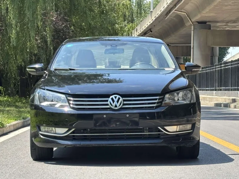 Volkswagen Passat — фото 2